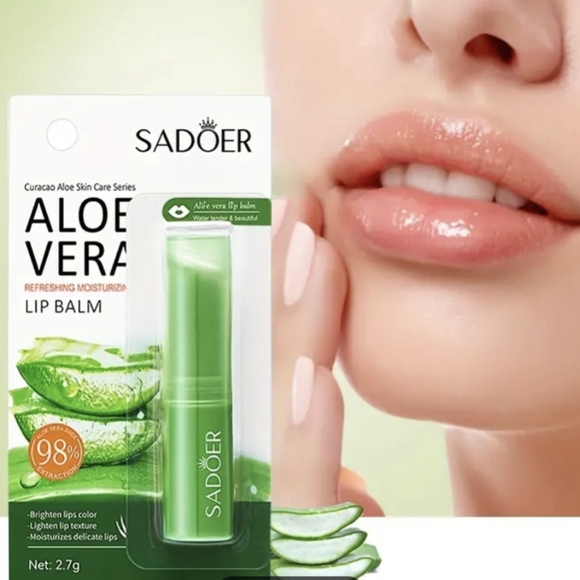 SADOER 98% ALOE VERA. Nourishing Lip Balm. Lip Care - Picture 3 of 6